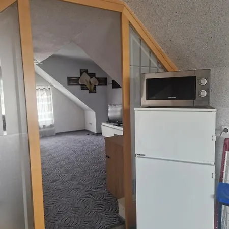Helle Dachgeschosswohnung Nr 4 * Mengkofen