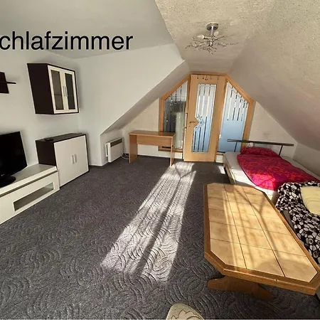 Helle Dachgeschosswohnung Nr 4 Mengkofen